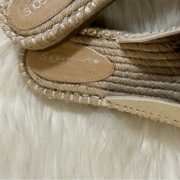 ShoeDazzle Daphney Slip-On Flat Mules Size 8.5 - Picture 4 of 5